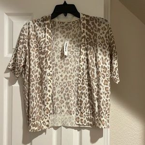 Short sleeve lightweight leopard cardigan from Old Navy NWT
